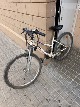 Bicicleta Decathlon Blanca