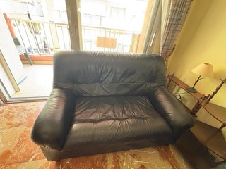 Set di divani 3+2 posti in pelle nera