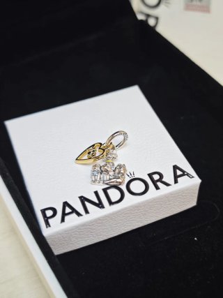 Pandora Charm aristogstos Corazón Dorado Disney