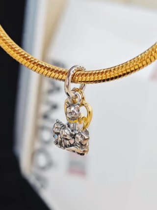 Pandora Charm aristogstos Corazón Dorado Disney