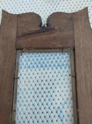 Marco de madera antiguo tallado