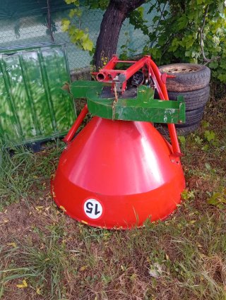 Abonadora 700 kg