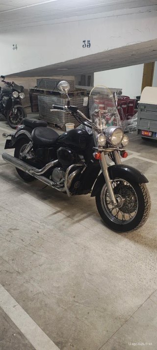 Honda Shadow VT 750C 1998 Negra