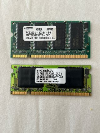 2 Memorias RAM Portátil Samsung y Swissbit