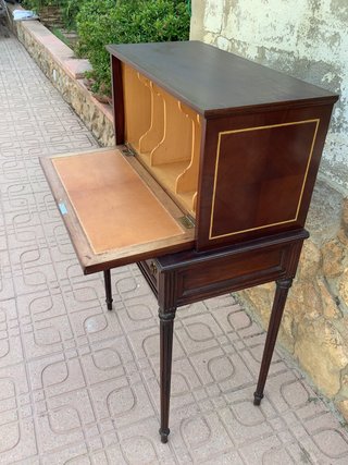 Mueble escritorio bureau madera y cuero