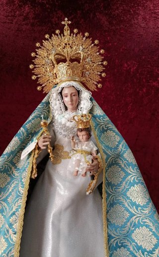 Virgen de Gloria 55cm Candelero Vestir