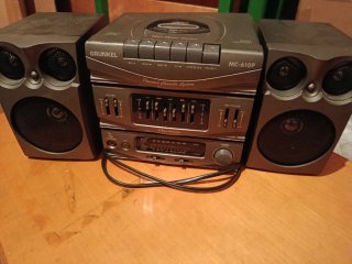 Radiocasete GRUNKEL MC-610P con altavoces
