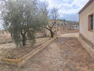 Terreno con cortijo