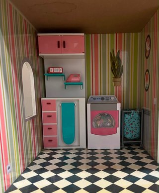 Casa de muñecas de madera