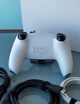 Consola PS5 Blu-ray + Mando + Cables