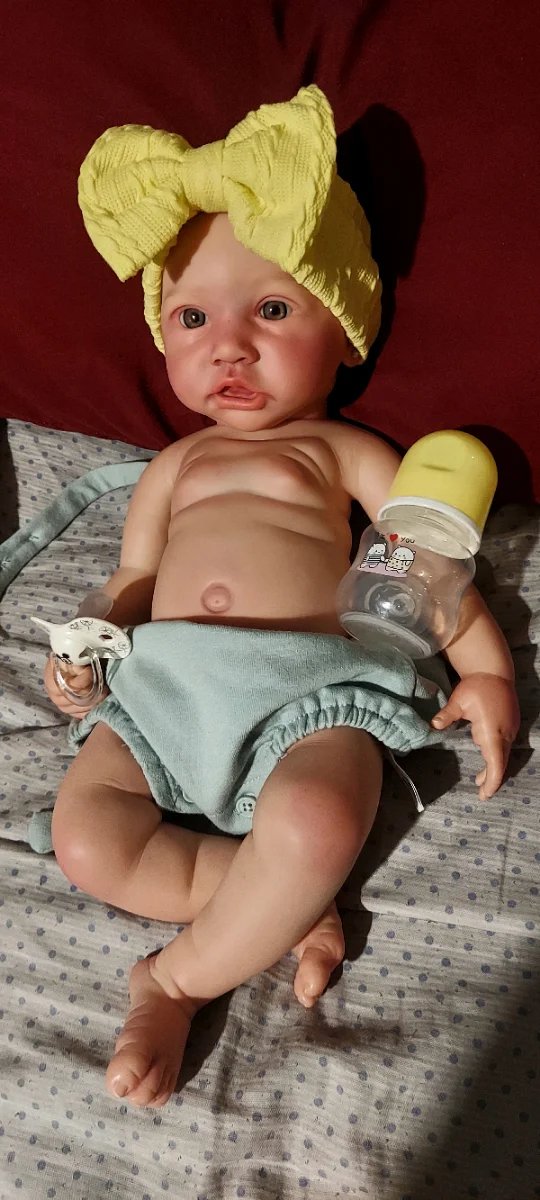Preciosa bebé silicona 45cm calva niña