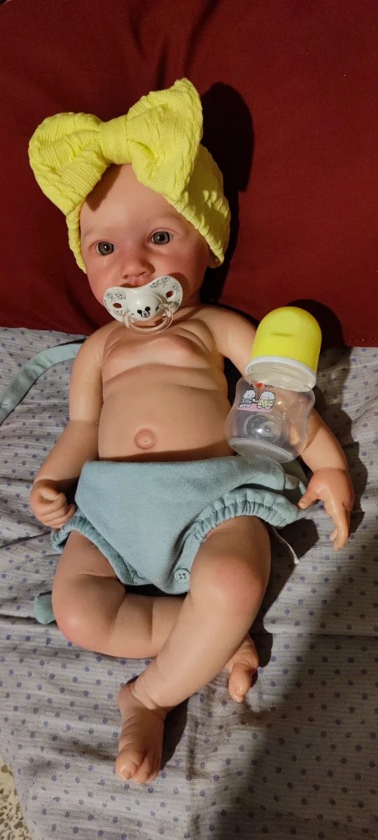 Preciosa bebé silicona 45cm calva niña
