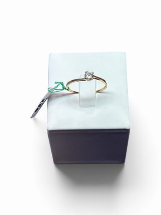 Anillo Oro 18k con Circonitas