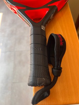 Pala de pádel Wilson Bela Team