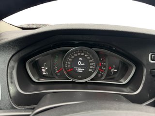 Volvo V40 2017