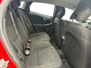 Volvo V40 2017