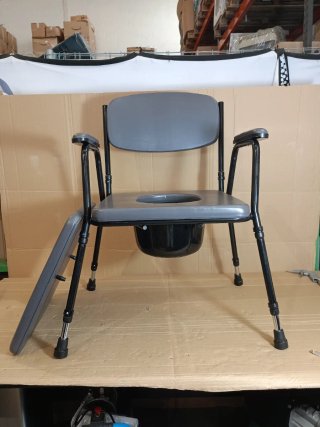 Silla Inodoro Acolchada Pepe Mobility P30034