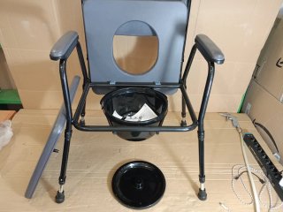Silla Inodoro Acolchada Pepe Mobility P30034