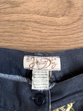 Pantalón corto bordado - Manuel Diaz