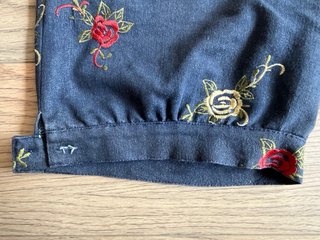 Pantalón corto bordado - Manuel Diaz