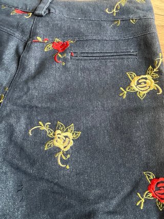 Pantalón corto bordado - Manuel Diaz