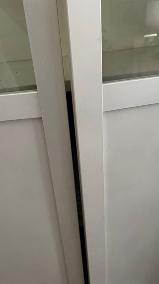 Estantería Ikea Billy con puertas