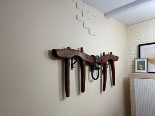 Tugo antiguo de madera