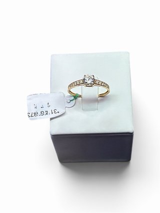Anillo Oro 18k con Circonitas