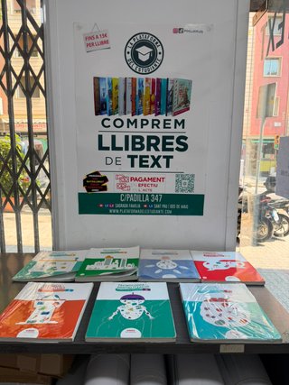 Disponemos de libros de 2-Eso de EDEBE :
