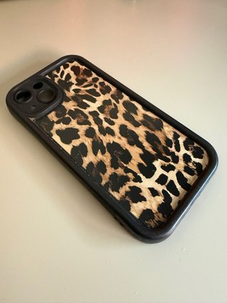 Funda iPhone 13 Leopardo negra