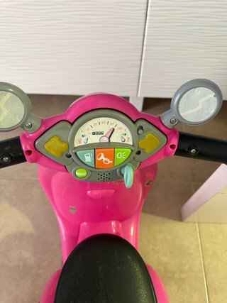 Correpasillos Vespa Chicco Rosa