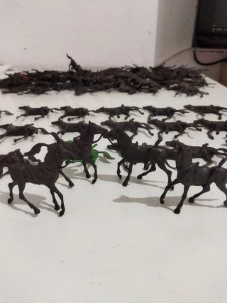 Lote de 110 caballos plástico vintage años 50/70