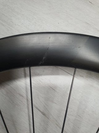 DT Swiss Rueda Delantera Carbono 28" - ARC 1400