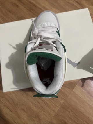 Jordan 4 Retro SB Pine Green Talla 41