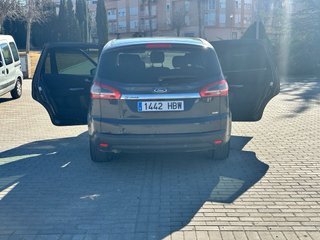 Ford S-MAX 2011
