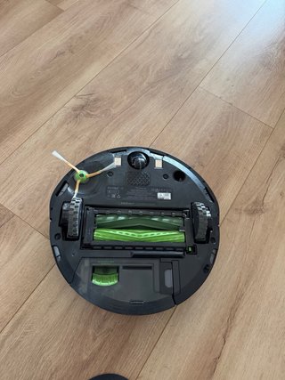 iRobot Roomba i7+ con base autovaciado