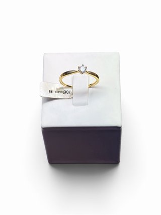 Anillo oro 18k con Circonitas