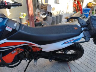 KTM 890 Adventure R Naranja/Blanca