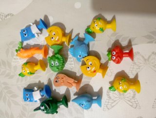 Nevera Stikeez con muñecos de alimentos