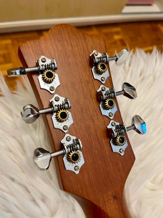Guild M-240E Troubadour Westerly