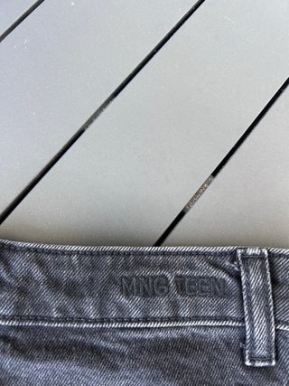 Falda vaquera negra Mango Talla S
