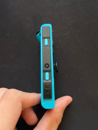 mandos joy-con rojo y azul