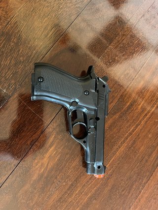 Pistola de Juguete Negra