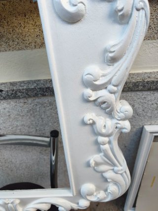 Marco de madera blanco decorado