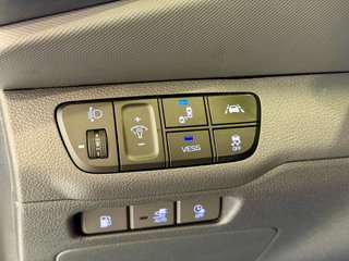 Hyundai IONIQ 1.6 GDI PHEV Tecno DCT