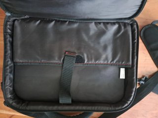 Maletín Portátil Targus Classic+ Negro/Rojo