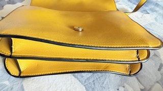 Bolso bandolera Zara mostaza