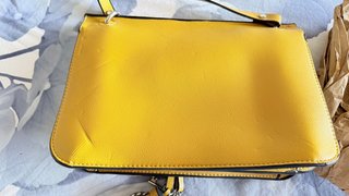Bolso bandolera Zara mostaza