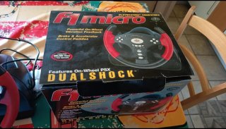 Volante Mad Catz per PlayStation 1