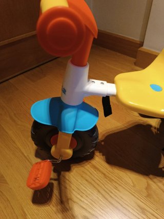 Triciclo FEBER para niño con poco uso